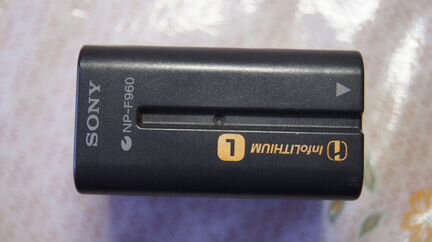 Аккумуляторы Sony NP-F960 и NP-QM71D