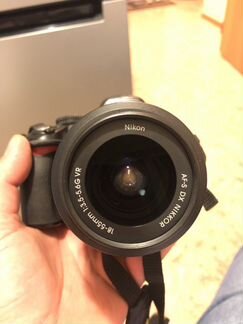 Зеркалка Nikon 3100