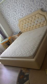 Двуспальная кровать Венера