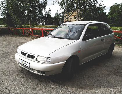 SEAT Ibiza 1.4 МТ, 1999, хетчбэк