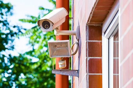 Установка видеонаблюдения и домофонных систем
