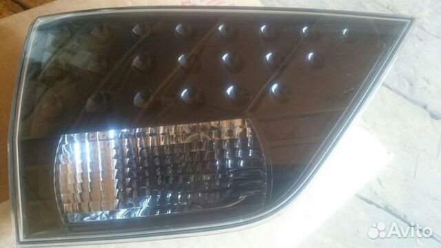 Левый фонарь крышки багажника Мицубисси Аутлендер
