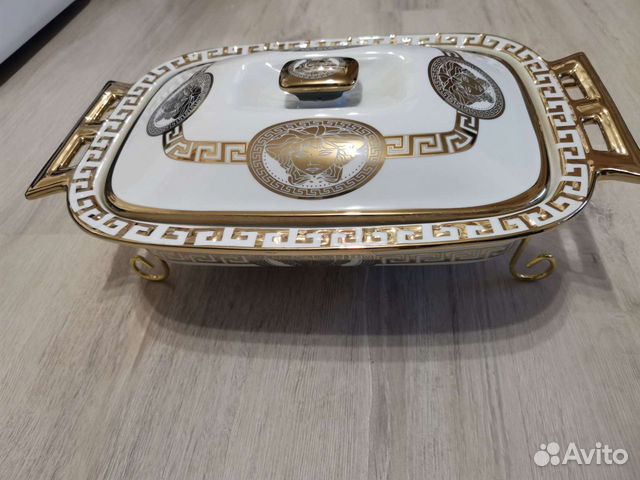 Блюдо серверовочное с крышкой на подставке с подог