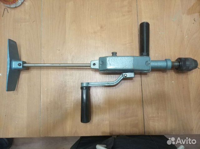 Механический ручной дрель в отличном состоянии, дл