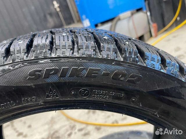 Bridgestone Blizzak Spike-02 235/45 R18 98T, 2 шт