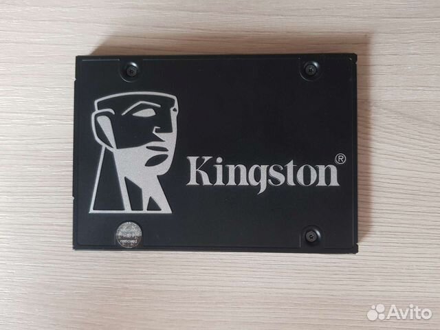 SSD накопитель Kingston KC600