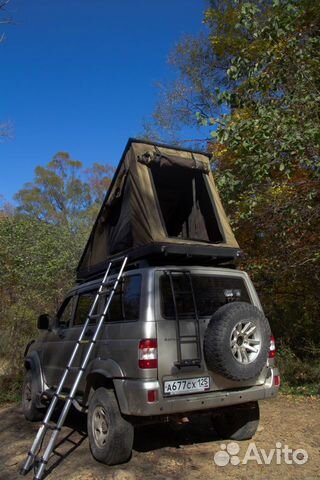 Палатка на крышу автомобиля Rooftent. RT 1.1