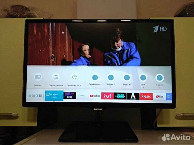 Телевизор(Монитор) Samsung full HD 24 дюйма Smart