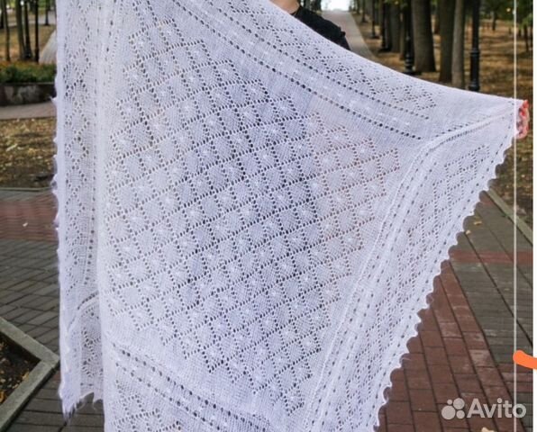 Пуховый платок шаль