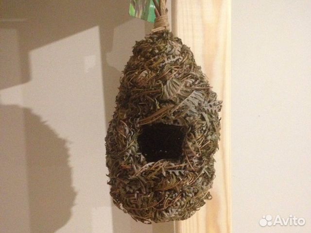 Гнездо для птичек или попугаев