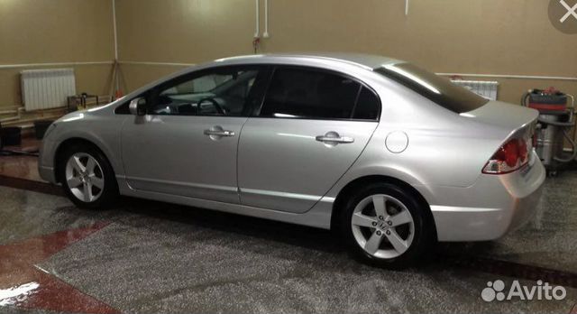 В разборе Хонда Сивик 4D