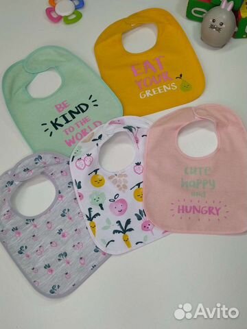 Слюнявчик нагрудник новое