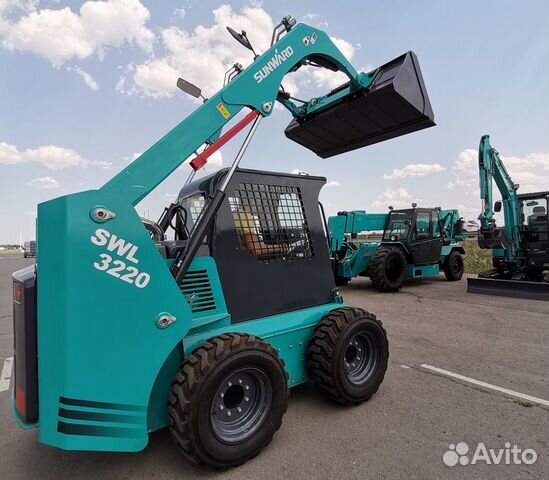 Мини-погрузчик Sunward SWL3220, 2023