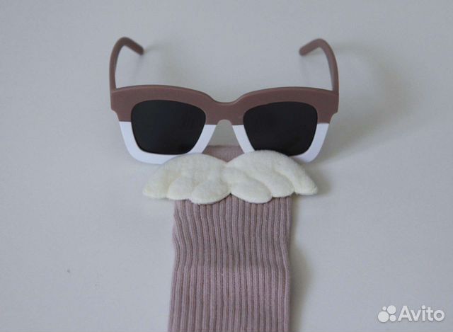 Аксессуары для девочки. Очки, гольфы