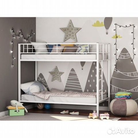 Двухъярусная кровать