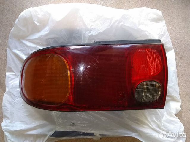 Фонарь задний стоп-сигнал на Mitsubishi lancer