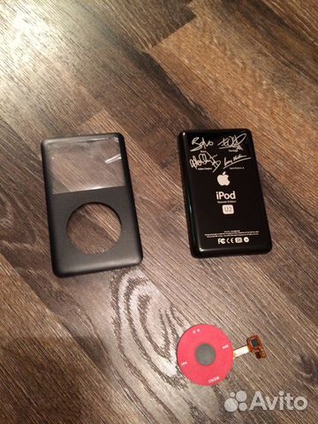 Корпус iPod u2