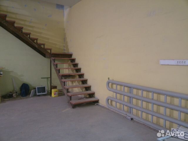 Гараж, > 30 м²