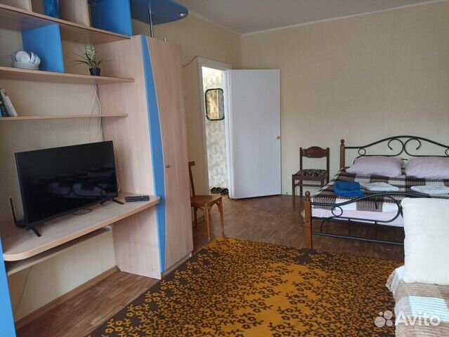 

1-к. квартира, 37 м², 3/5 эт.