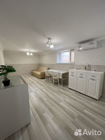 

1-к. квартира, 35 м², 1/5 эт.