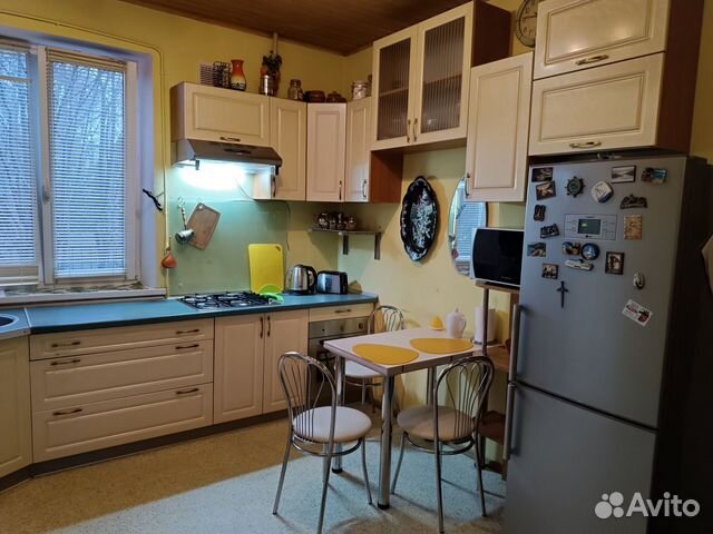 

2-к. квартира, 52 м², 1/2 эт.