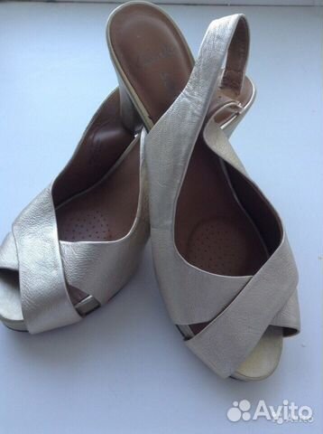 Босоножки женские Clarks Босоножки женские Clarks