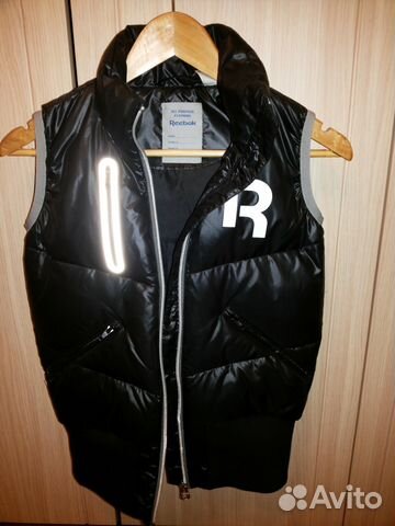 Новый жилет reebok р.38