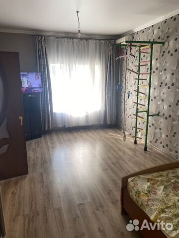 

1-к. квартира, 53 м², 2/2 эт.
