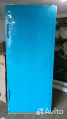 Продам металлическую дверь