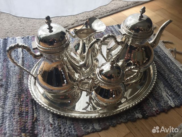 Чайное-кофейный сервиз Чайное-кофейный сервиз