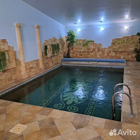 

10-к. и более коттедж, 600 м²