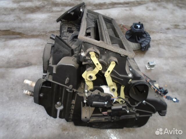 Корпус отопителя, моторчик, резистор Opel Astra H