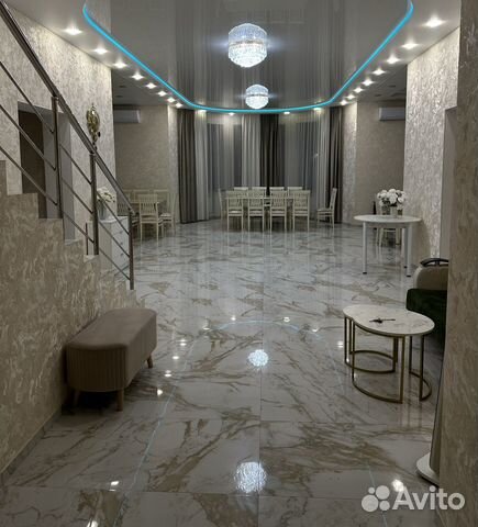 

6-к. дом, 600 м²