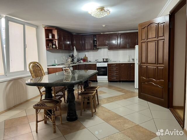 

2-к. квартира, 90 м², 2 кровати