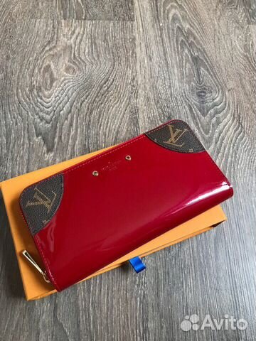 Кошелек Louis Vuitton лаковый Кошелек Louis Vuitton лаковый