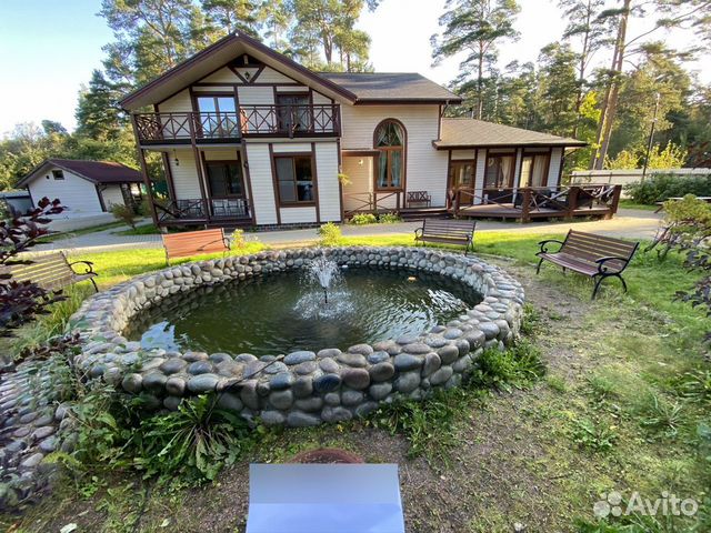 

10-к. и более коттедж, 350 м²
