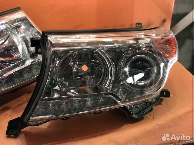 Фары Toyota land Cruiser 200 ксенон 2012-2015г Фары Toyota land Cruiser 200 ксенон 2012-2015г