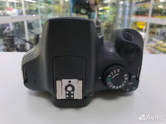 Canon 1300d Body Комиссионный Пробег 5000 Canon 1300d Body Комиссионный Пробег 5000