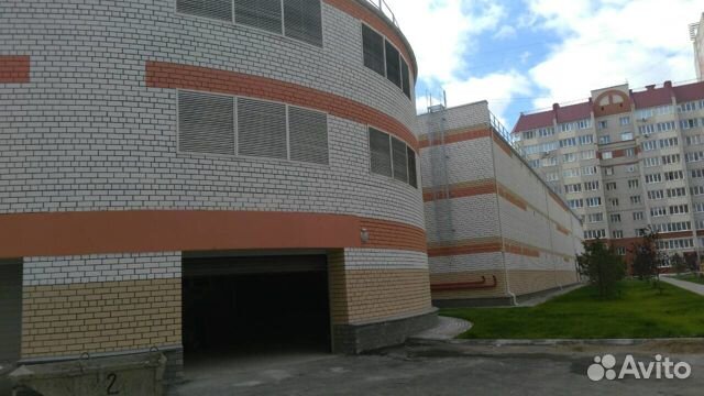 Гараж, > 30 м²