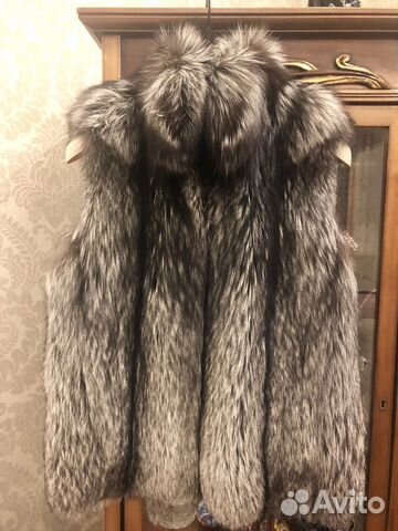 Жилет меховой (песец) Жилет меховой (песец)