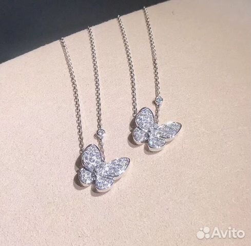 Золотой кулон с бриллиантами Золотой кулон с бриллиантами