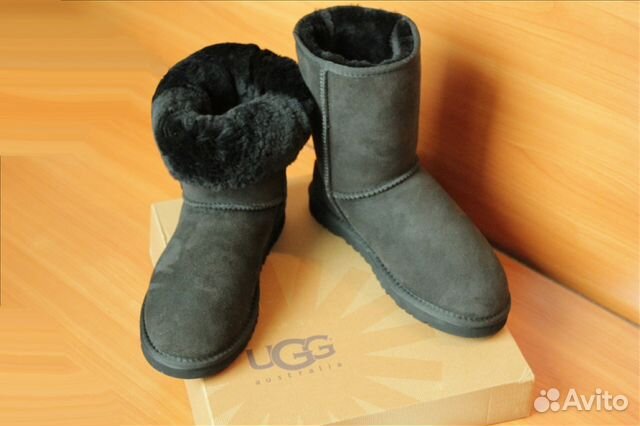 UGG Australia Классические короткие угги черные UGG Australia Классические короткие угги черные