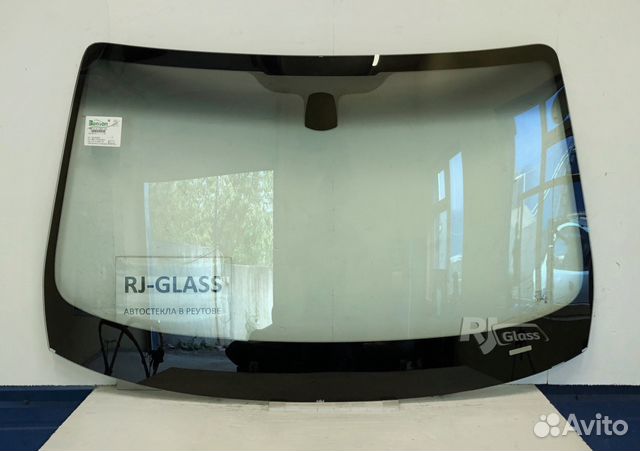 Лобовое стекло на Бмв Х1 Е84