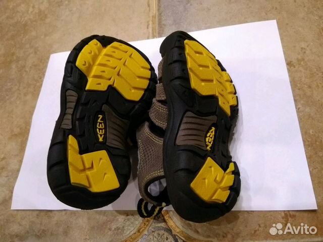 Сандали на мальчика Keen, р. 26 (14 см) новые Сандали на мальчика Keen, р. 26 (14 см) новые