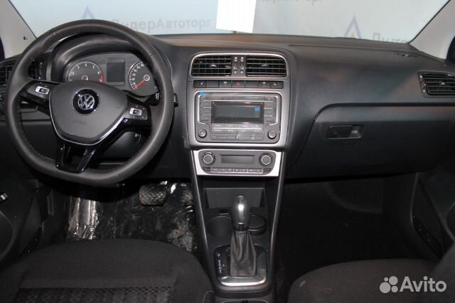 Volkswagen Polo 1.6 AT, 2018, 141 км