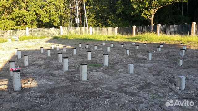 Фундамент на ж/б сваях. Забивка жб свай Фундамент на ж/б сваях. Забивка жб свай