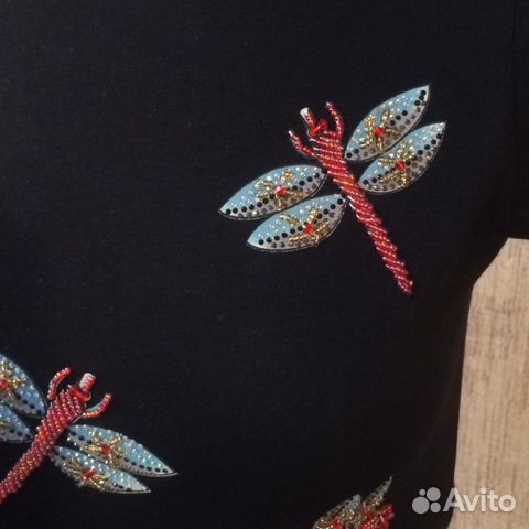 Футболка с узором из бисера Футболка с узором из бисера