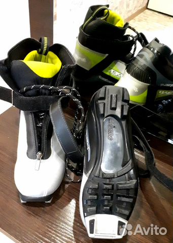 Лыжные ботинки