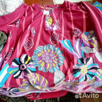 Продам блузку размер 62-64