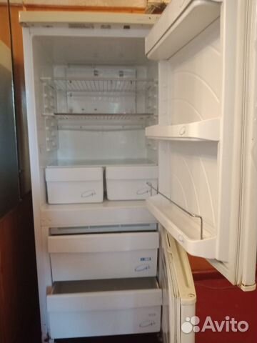 Холодильник б/у, не исправен